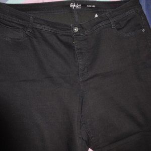 20W STYLE & CO BLACK SLIM LEG JEANS HIGH RISE